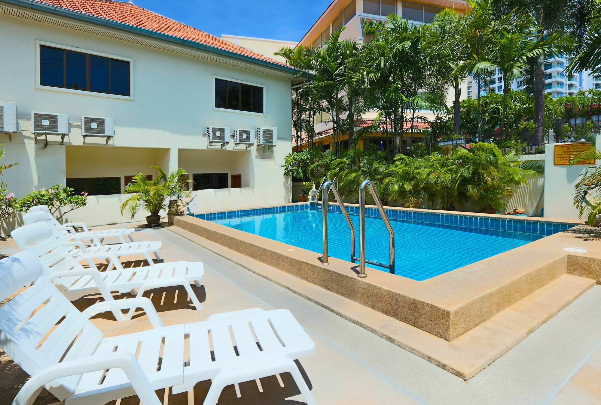 Ashford Villas Cosy Beach Pattaya Dış mekan fotoğraf