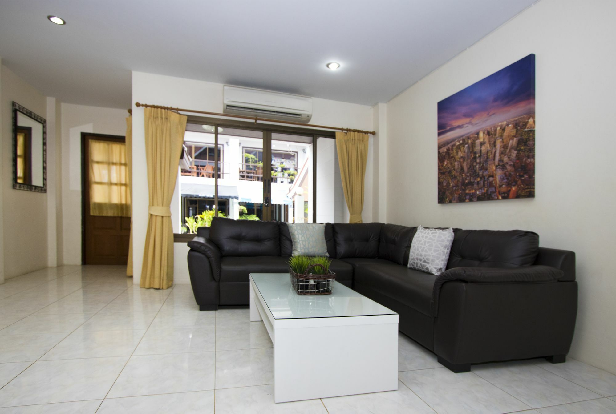 Ashford Villas Cosy Beach Pattaya Dış mekan fotoğraf