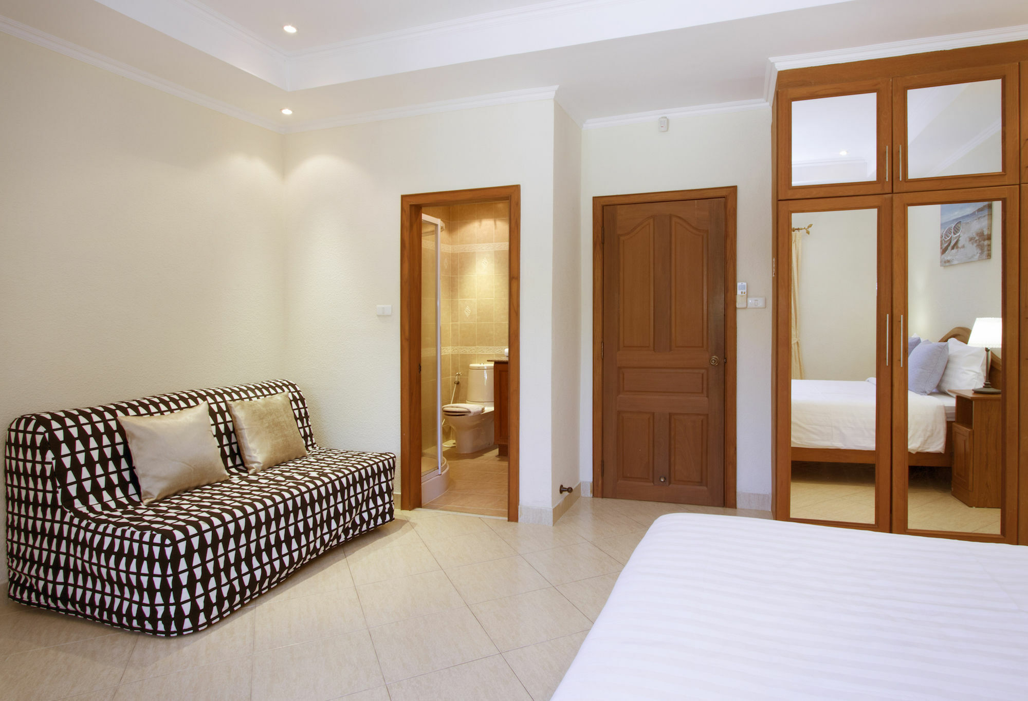 Ashford Villas Cosy Beach Pattaya Dış mekan fotoğraf